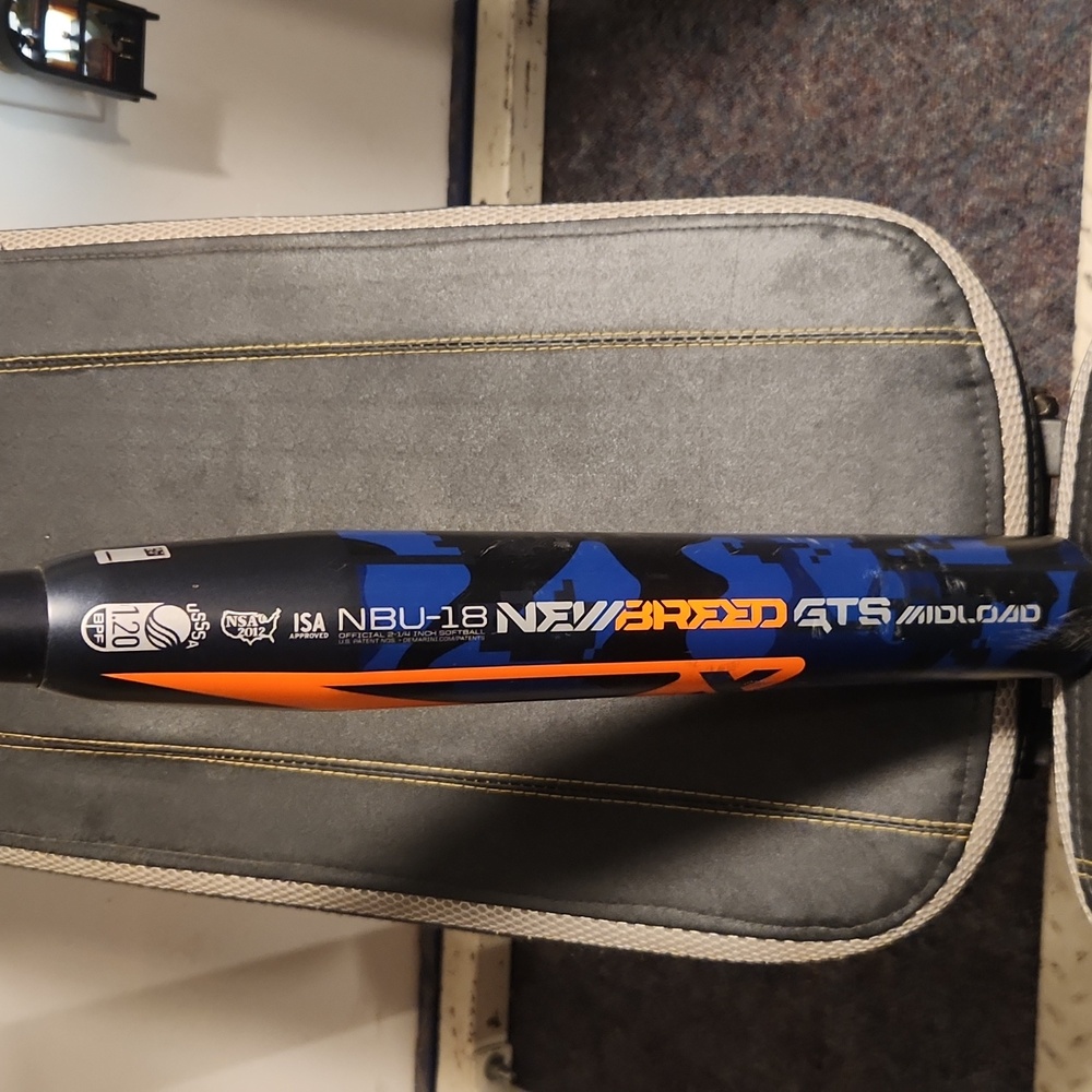 2018 Demarini New Breed slowpitch softball bat